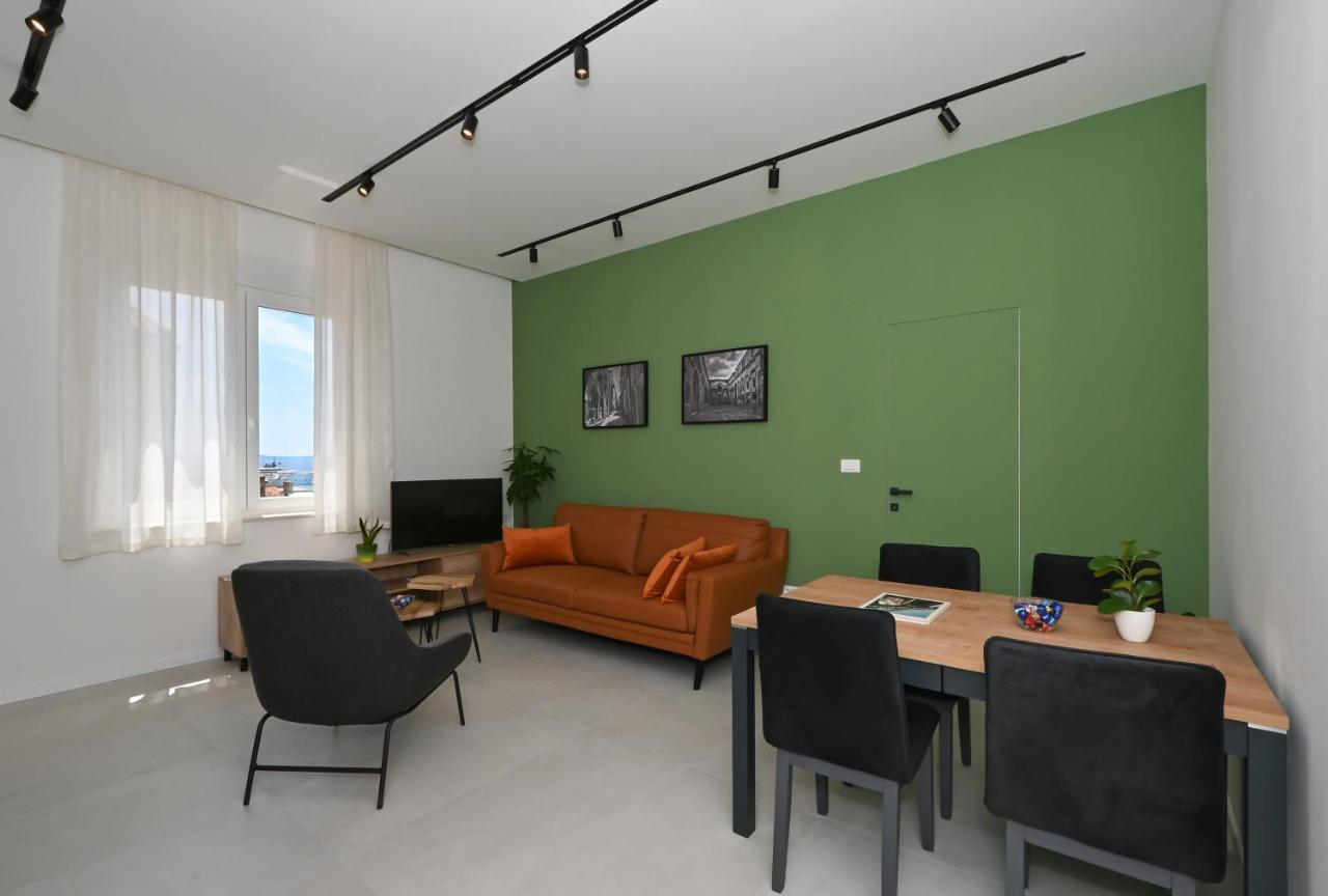Old Town Pine Apartma Split