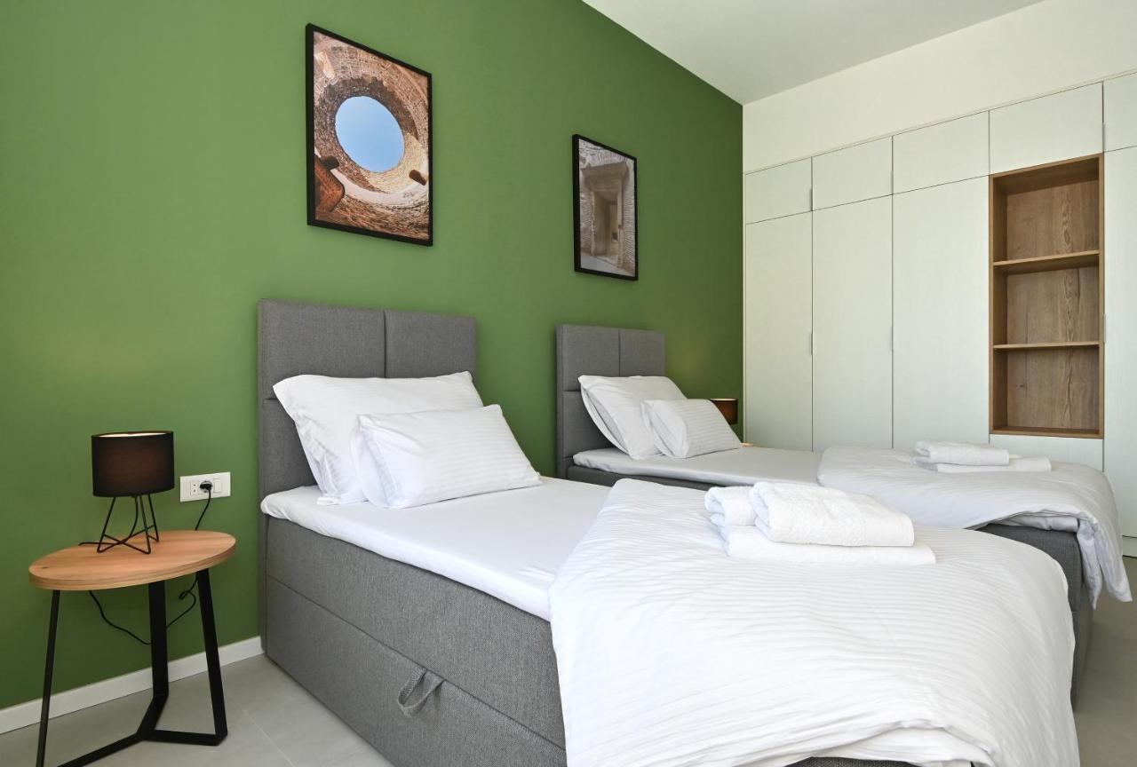 Apartma Old Town Pine